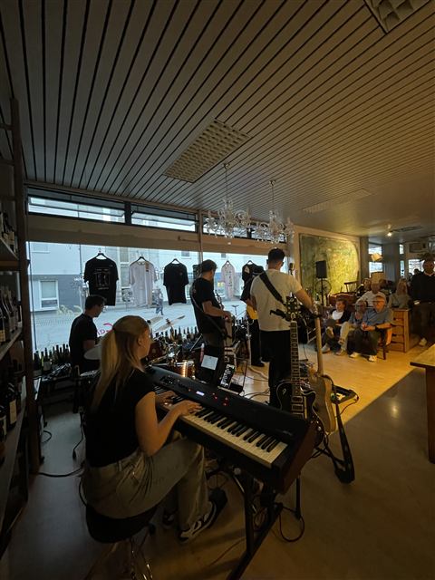 maloWEIN Heidenheim — Roger & The TinWhistles, Foto 2