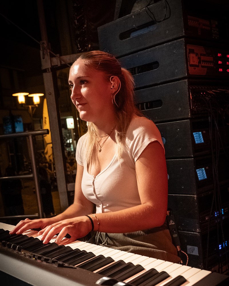 Marlen Erhardt — Piano
